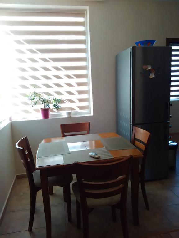 Geri Apartment Burgas Exteriör bild